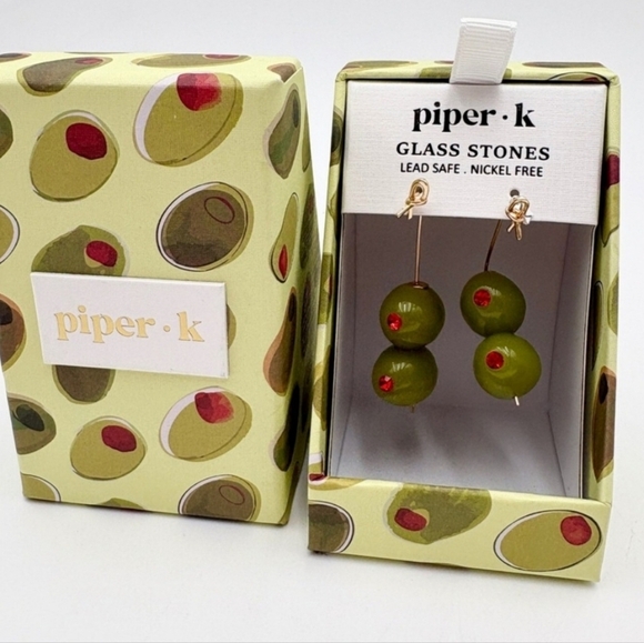 🔹️Piper K 🔹Viral Martini  Olive glass stone dangle earrings  & Keychain✨️🫒 - Picture 6 of 8